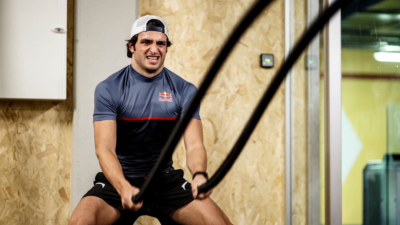 Carlos Sainz during training at the gym in Madrid, Spain. © Oscar Carrascosa/Red Bull Content Pool