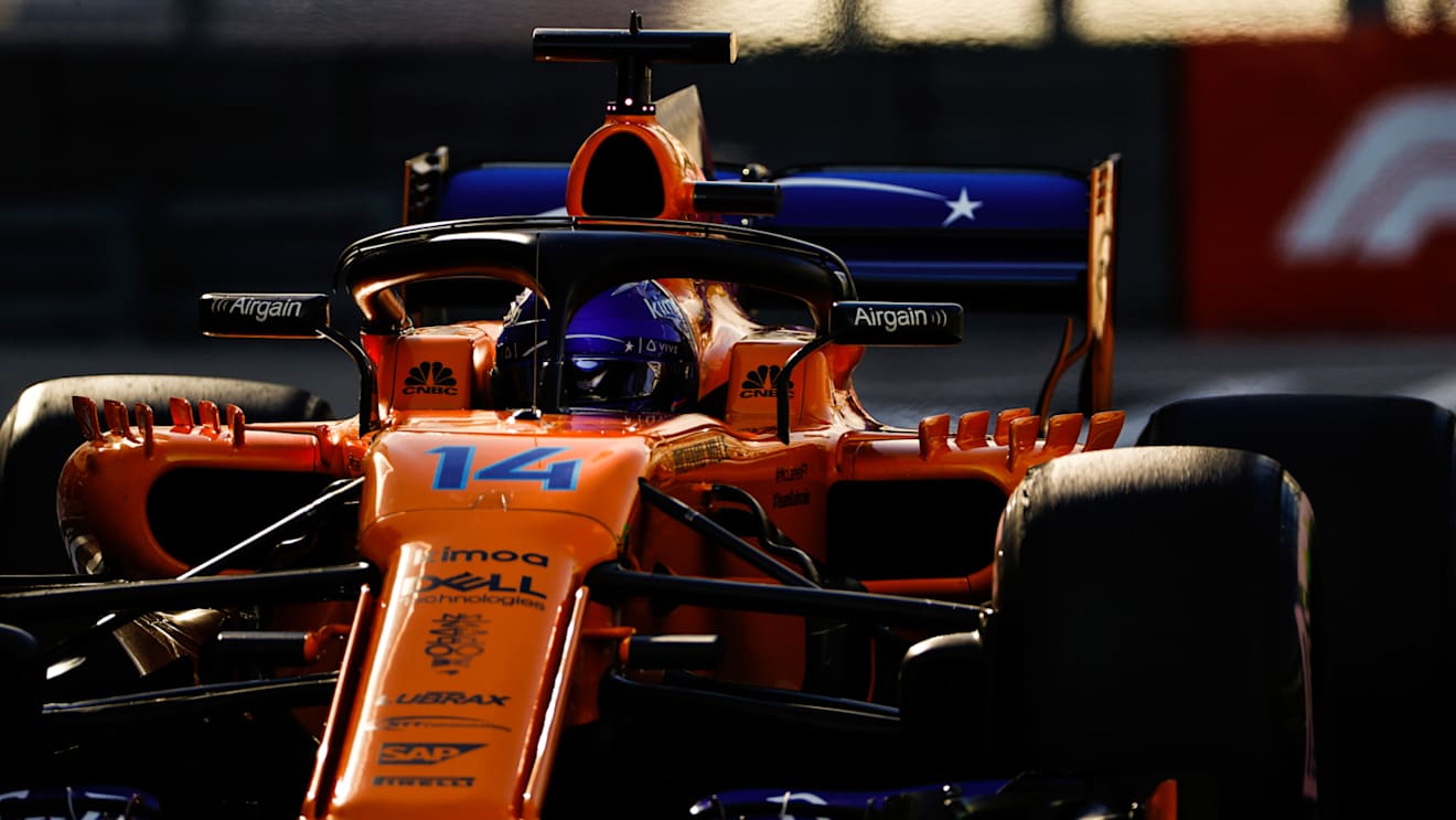 SOCHI AUTODROM, RUSSIAN FEDERATION - SEPTEMBER 29: Fernando Alonso, McLaren MCL33 during the Russian GP at Sochi Autodrom on September 29, 2018 in Sochi Autodrom, Russian Federation. (Photo by Glenn Dunbar / LAT Images)