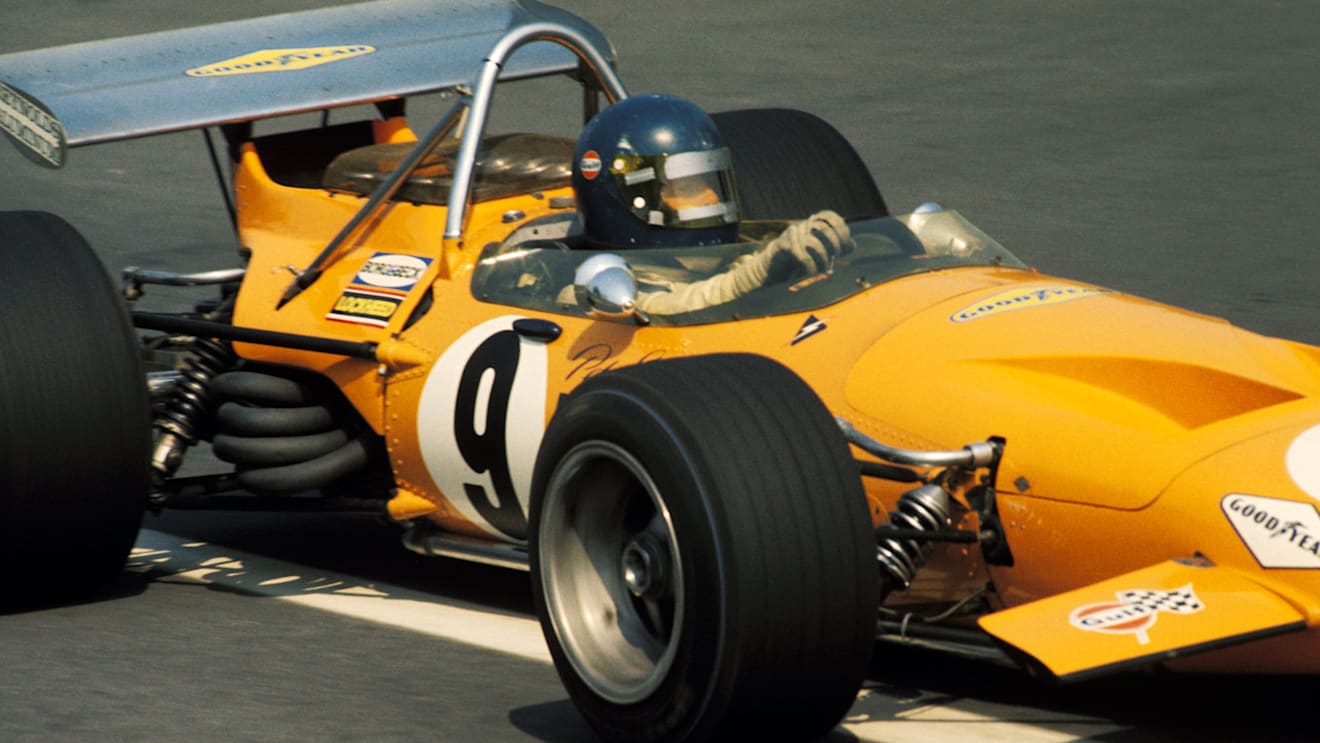 Peter Gethin, McLaren M14A, retired on lap 28 with a blown engine. Mexican Grand Prix, Mexico City, 25 October 1970. © Sutton Motorsport Images