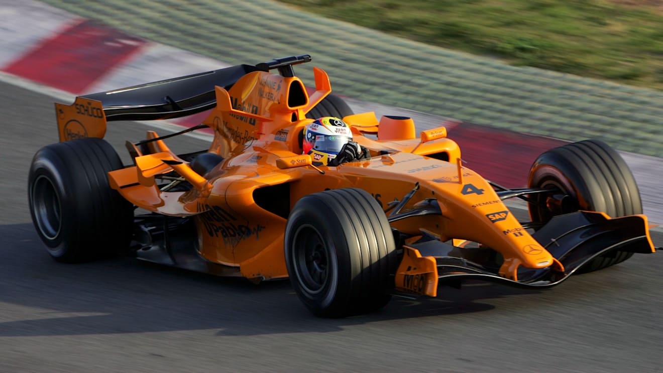 Juan Pablo Montoya, McLaren Mercedes MP4/21, Formula One Testing, Barcelona, Spain, 23-27 January 2006. © Sutton Motorsport Images