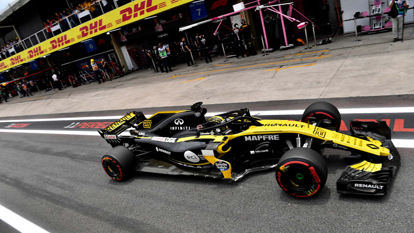 The bulkier ancillaries of the Renault power unit meant it couldn't be packaged as tightly as the Haas