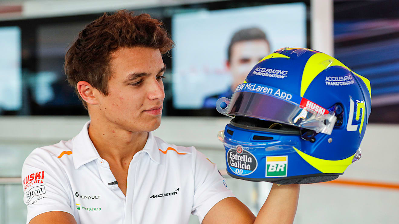Norris's Valentino Rossi tribute helmet