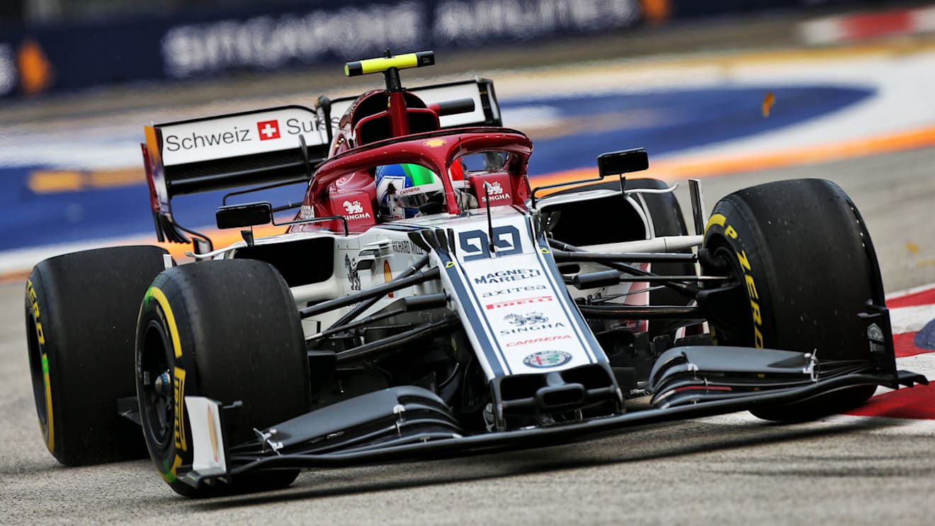 Antonio Giovinazzi (ITA) Alfa Romeo Racing C38.
20.09.2019. Formula 1 World Championship, Rd 15, Singapore Grand Prix, Marina Bay Street Circuit, Singapore, Practice Day.
- www.xpbimages.com, EMail: requests@xpbimages.com - copy of publication required for printed pictures. Every used picture is fee-liable. © Copyright: Moy / XPB Images