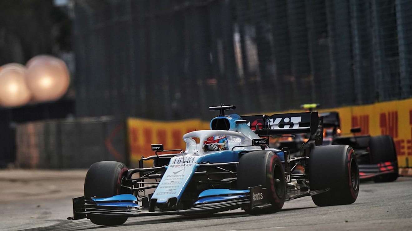 George Russell (GBR) Williams Racing FW42.                               
21.09.2019. Formula 1 World Championship, Rd 15, Singapore Grand Prix, Marina Bay Street Circuit, Singapore, Qualifying Day.
 - www.xpbimages.com, EMail: requests@xpbimages.com - copy of publication required for printed pictures. Every used picture is fee-liable. © Copyright: Dungan / XPB Images