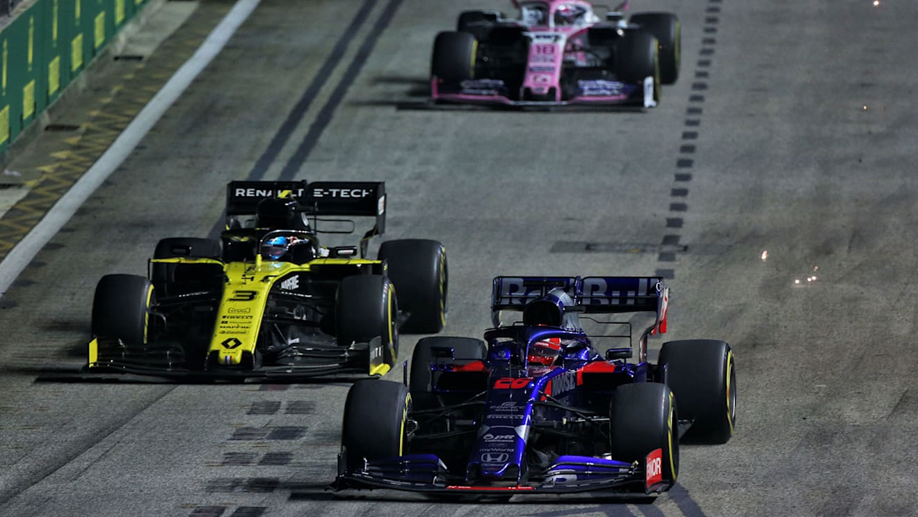Daniil Kvyat (RUS) Scuderia Toro Rosso STR14.
22.09.2019. Formula 1 World Championship, Rd 15, Singapore Grand Prix, Marina Bay Street Circuit, Singapore, Race Day.
- www.xpbimages.com, EMail: requests@xpbimages.com - copy of publication required for printed pictures. Every used picture is fee-liable. © Copyright: Moy / XPB Images