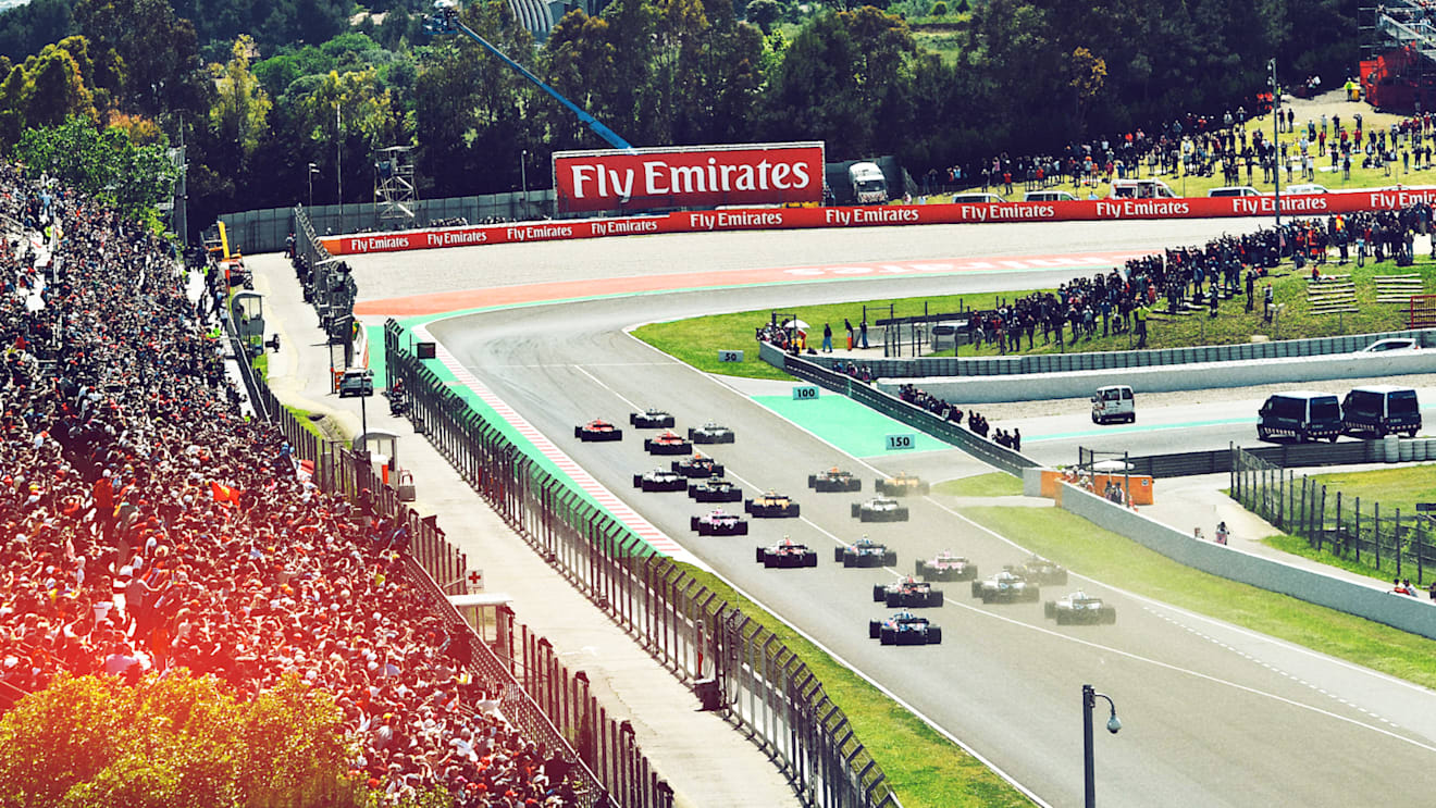 Lewis Hamilton (GBR) Mercedes-AMG F1 W09 EQ Power+ leads at the start of the race at Formula One World Championship, Rd5, Spanish Grand Prix, Race, Barcelona, Spain, Sunday 13 May 2018. © Jerry Andre/Sutton Images