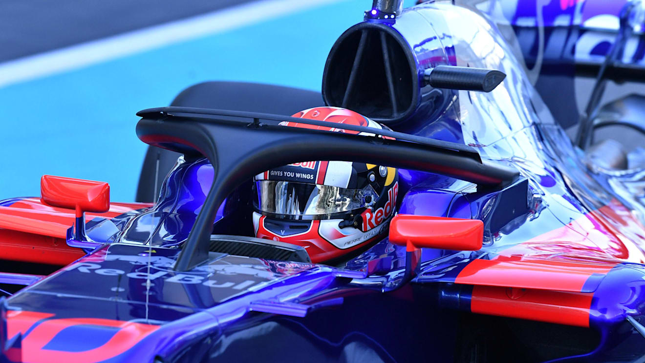 Pierre Gasly (FRA) Scuderia Toro Rosso STR12 at Formula One Testing, Day Two, Yas Marina Circuit, Abu Dhabi, UAE, Wednesday 29 November 2017. © Mark Sutton/Sutton Images