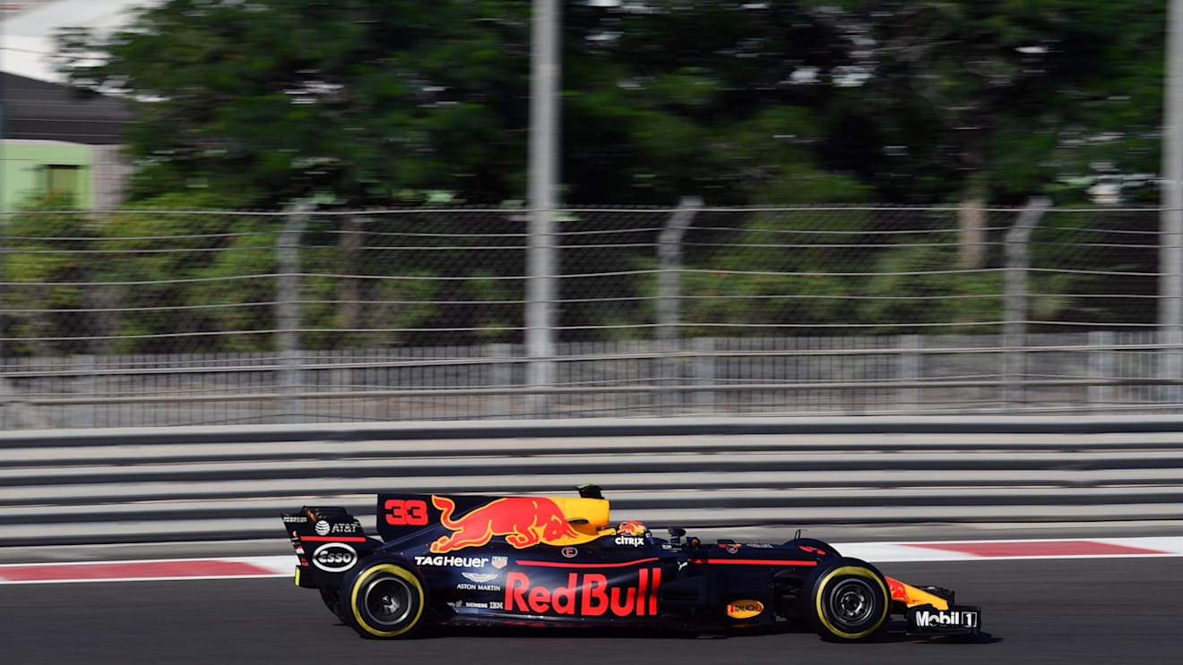 Max Verstappen (NED) Red Bull Racing RB13 at Formula One Testing, Day Two, Yas Marina Circuit, Abu Dhabi, UAE, Wednesday 29 November 2017. © Mark Sutton/Sutton Images