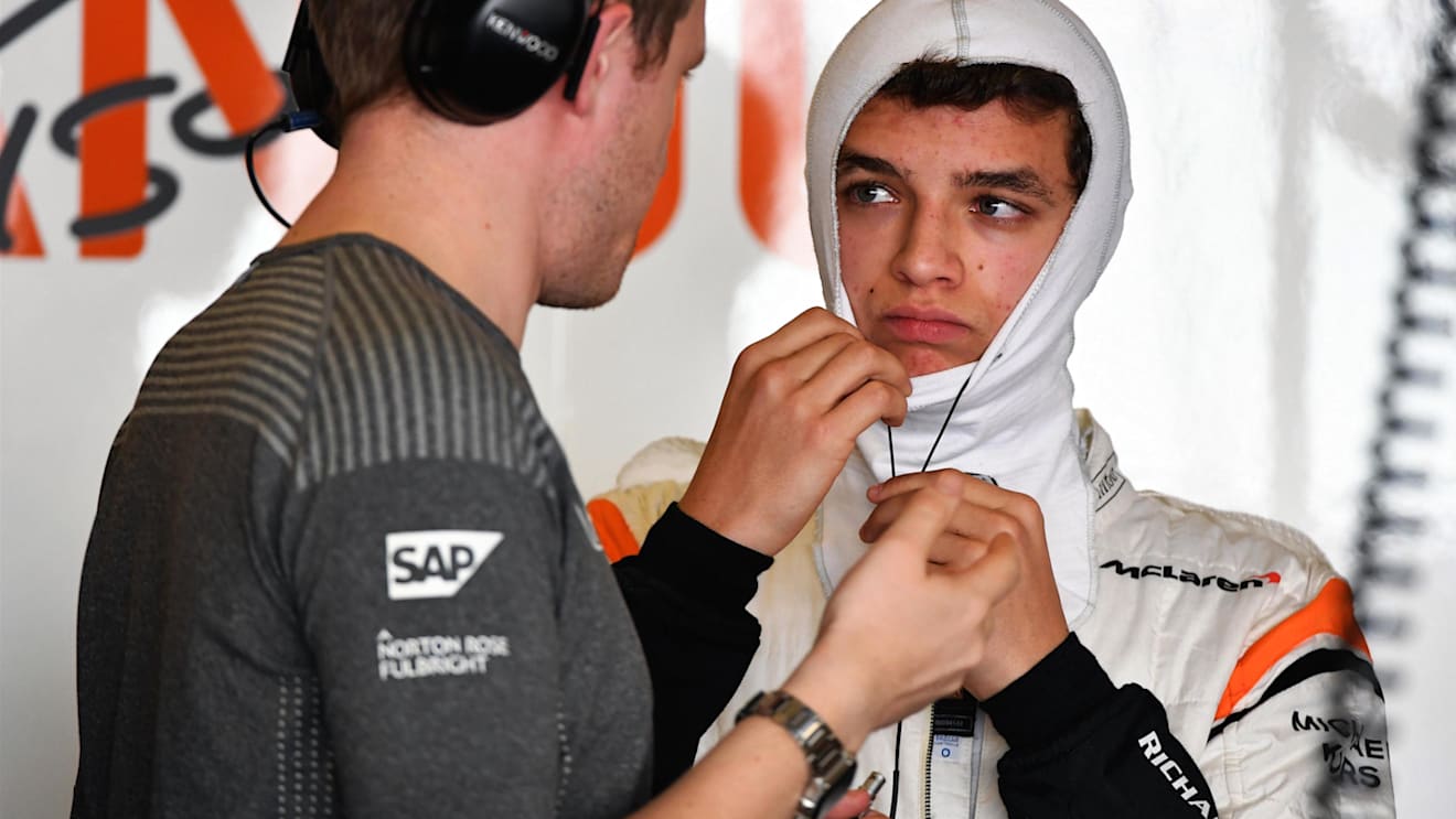 Lando Norris (GBR) McLaren at Formula One Testing, Day Two, Yas Marina Circuit, Abu Dhabi, UAE, Wednesday 29 November 2017. © Mark Sutton/Sutton Images