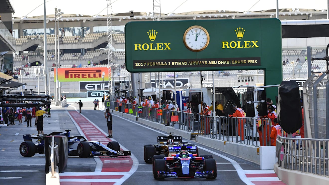 Brendon Hartley (NZL) Scuderia Toro Rosso STR12 at Formula One World Championship, Rd20, Abu Dhabi Grand Prix, Practice, Yas Marina Circuit, Abu Dhabi, UAE, Friday 24 November 2017. © Mark Sutton/Sutton Images