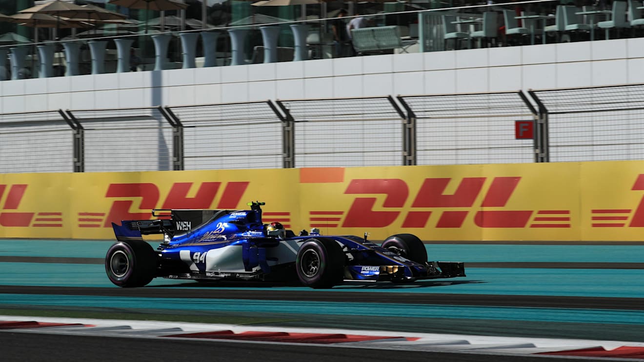 Pascal Wehrlein (GER) Sauber C36 runs wide at Formula One World Championship, Rd20, Abu Dhabi Grand Prix, Practice, Yas Marina Circuit, Abu Dhabi, UAE, Friday 24 November 2017. © Kym Illman/Sutton Images