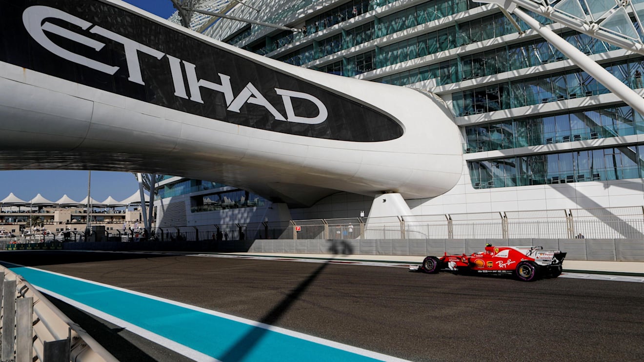 Kimi Raikkonen (FIN) Ferrari SF70-H at Formula One World Championship, Rd20, Abu Dhabi Grand Prix, Qualifying, Yas Marina Circuit, Abu Dhabi, UAE, Saturday 25 November 2017. © James Gasperotti/Sutton Images