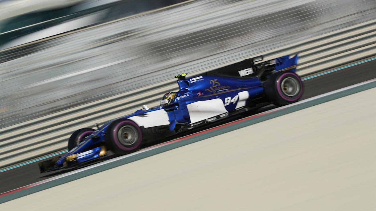 Pascal Wehrlein (GER) Sauber C36 at Formula One World Championship, Rd20, Abu Dhabi Grand Prix, Qualifying, Yas Marina Circuit, Abu Dhabi, UAE, Saturday 25 November 2017. © Lionel Ng/Sutton Images