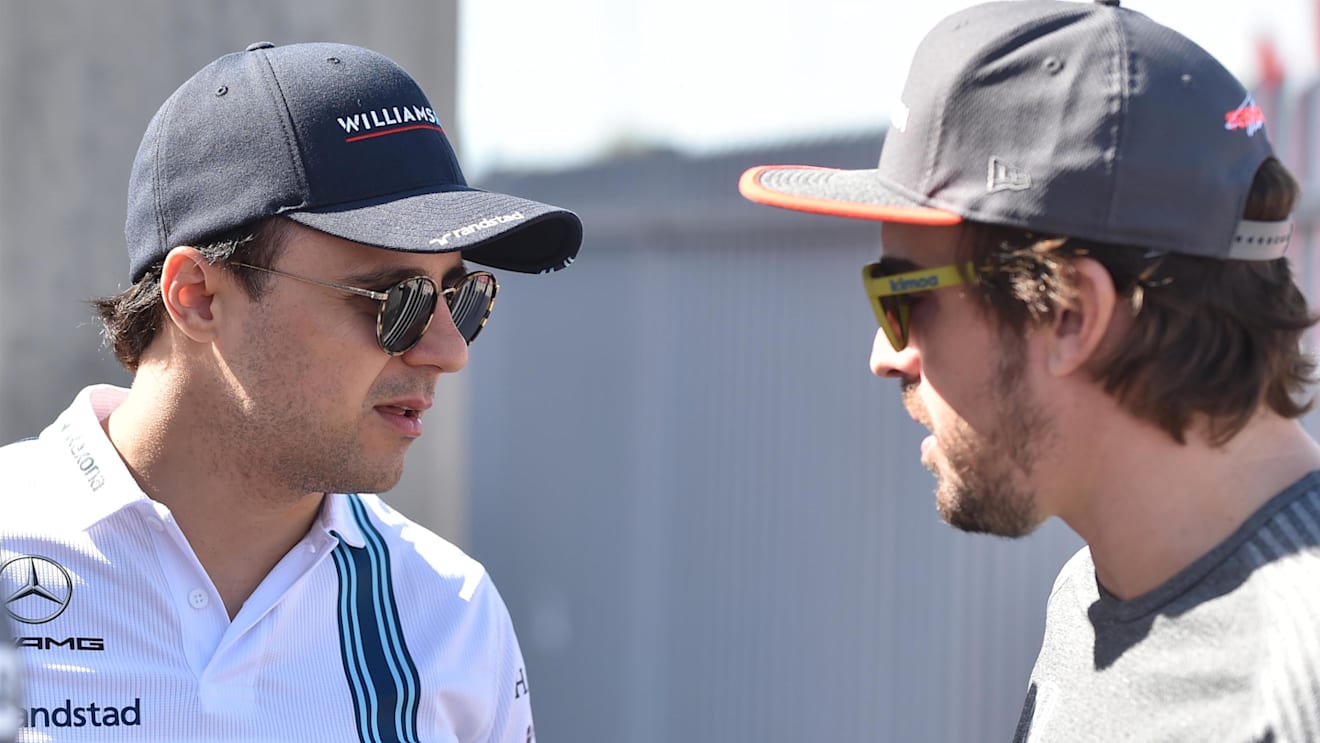Felipe Massa (BRA) Williams and Fernando Alonso (ESP) McLaren at Formula One World Championship, Rd20, Abu Dhabi Grand Prix, Race, Yas Marina Circuit, Abu Dhabi, UAE, Sunday 26 November 2017. © Simon Galloway/Sutton Images