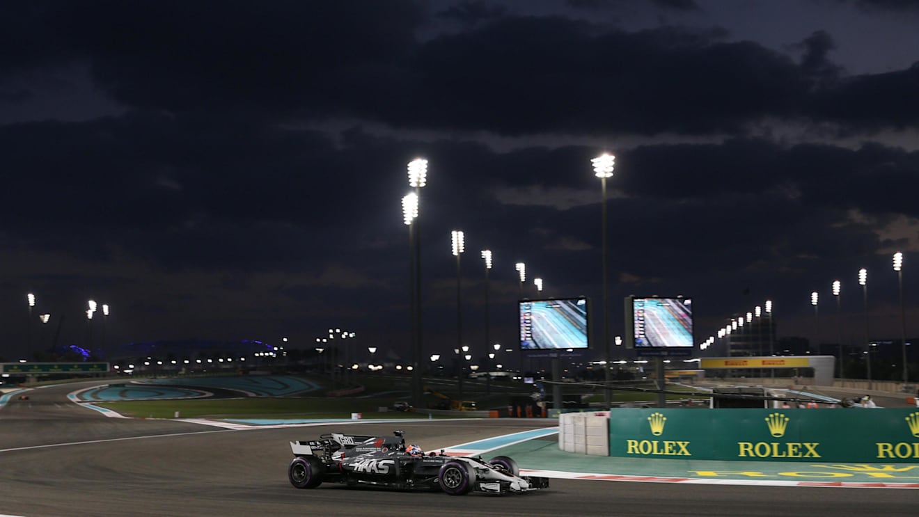 Romain Grosjean (FRA) Haas VF-17 at Formula One World Championship, Rd20, Abu Dhabi Grand Prix, Race, Yas Marina Circuit, Abu Dhabi, UAE, Sunday 26 November 2017. © Lionel Ng/Sutton Images