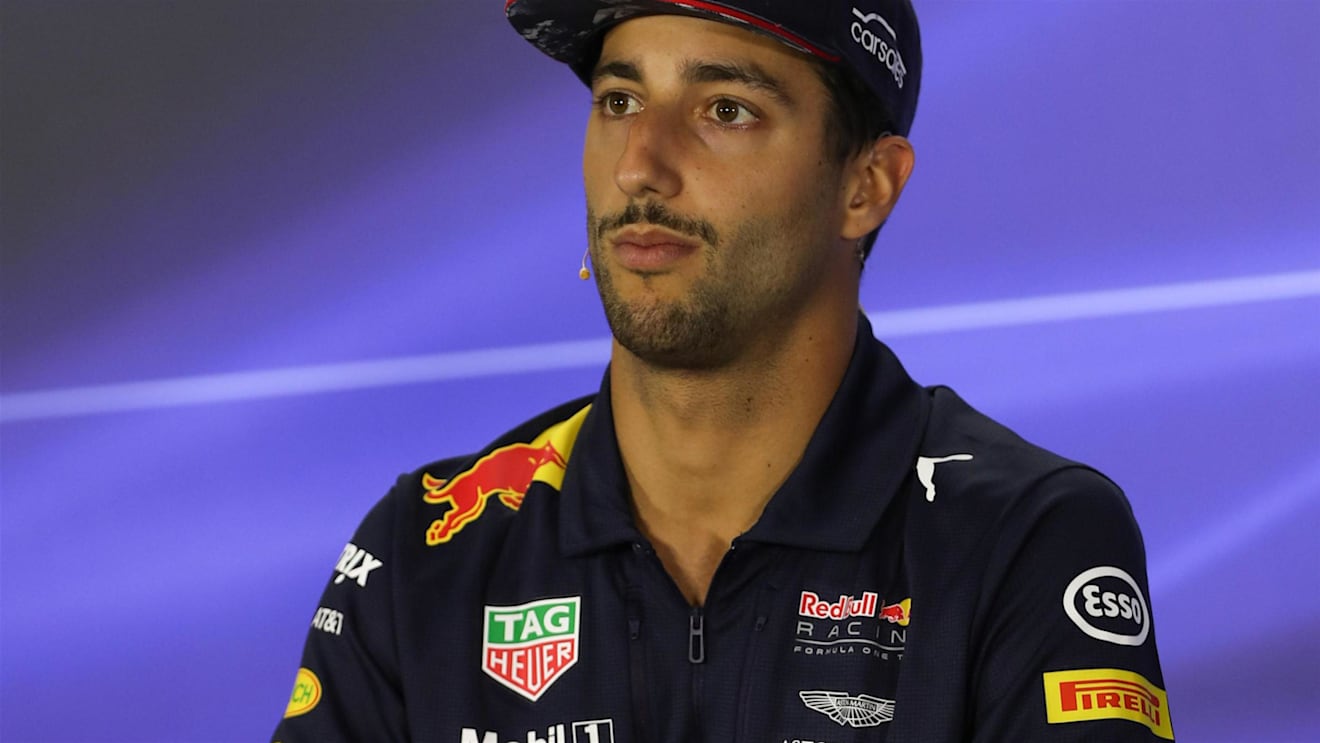 Daniel Ricciardo (AUS) Red Bull Racing in the Press Conference at Formula One World Championship, Rd20, Abu Dhabi Grand Prix, Preparations, Yas Marina Circuit, Abu Dhabi, UAE, Thursday 23 November 2017. © Lionel Ng/Sutton Images