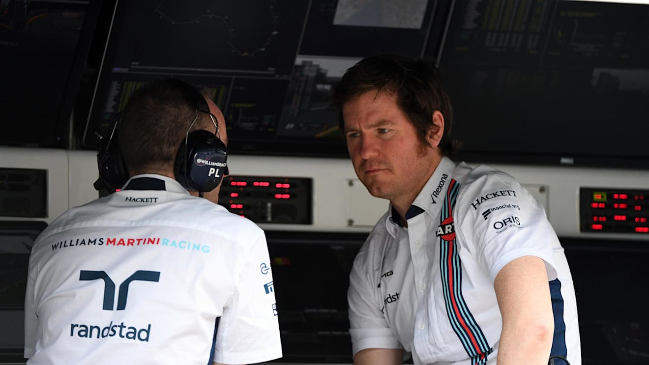 Paddy Lowe (GBR) Technical Director and Rob Smedley (GBR) Williams Head of Vehicle Performance on the pit wall at F1 World Championship, Australian Grand Prix, Practice, Albert Park, Melbourne, Australia, Friday 24 March 2017. © Sutton Motorsport Images
