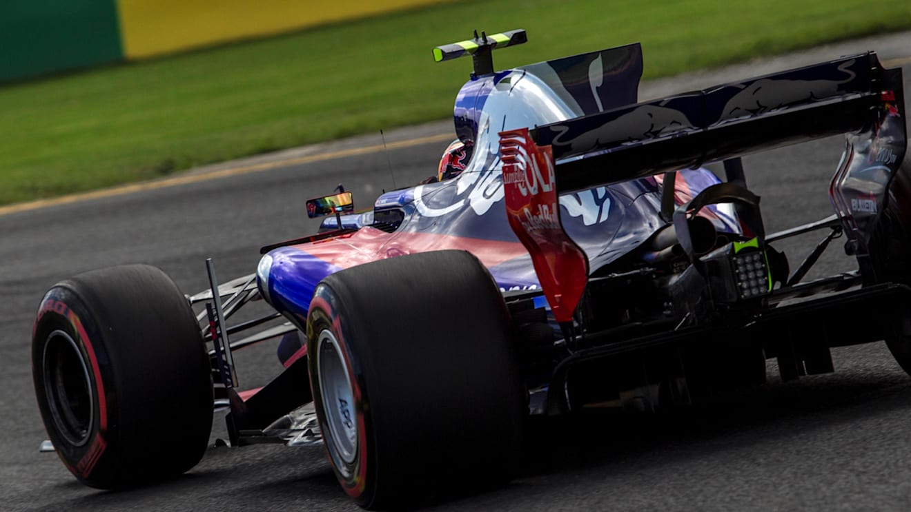 Carlos Sainz (ESP) Scuderia Toro Rosso STR12 at Formula One World Championship, Rd1, Australian Grand Prix, Qualifying, Albert Park, Melbourne, Australia, Saturday 25 March 2017. © Sutton Motorsport Images