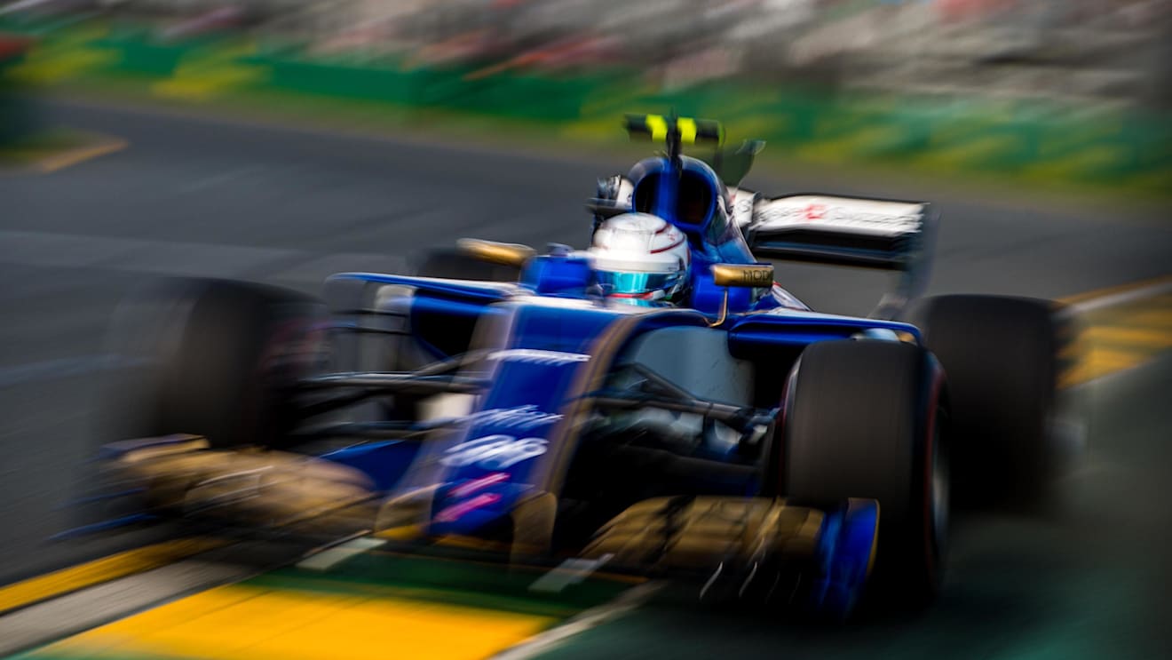 Antonio Giovinazzi (ITA) Sauber C36 at Formula One World Championship, Rd1, Australian Grand Prix, Qualifying, Albert Park, Melbourne, Australia, Saturday 25 March 2017. © Sutton Motorsport Images