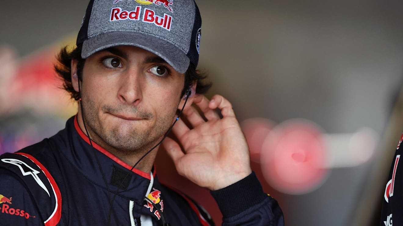 Carlos Sainz (ESP) Scuderia Toro Rosso at Formula One World Championship, Rd1, Australian Grand Prix, Qualifying, Albert Park, Melbourne, Australia, Saturday 25 March 2017. © Sutton Motorsport Images