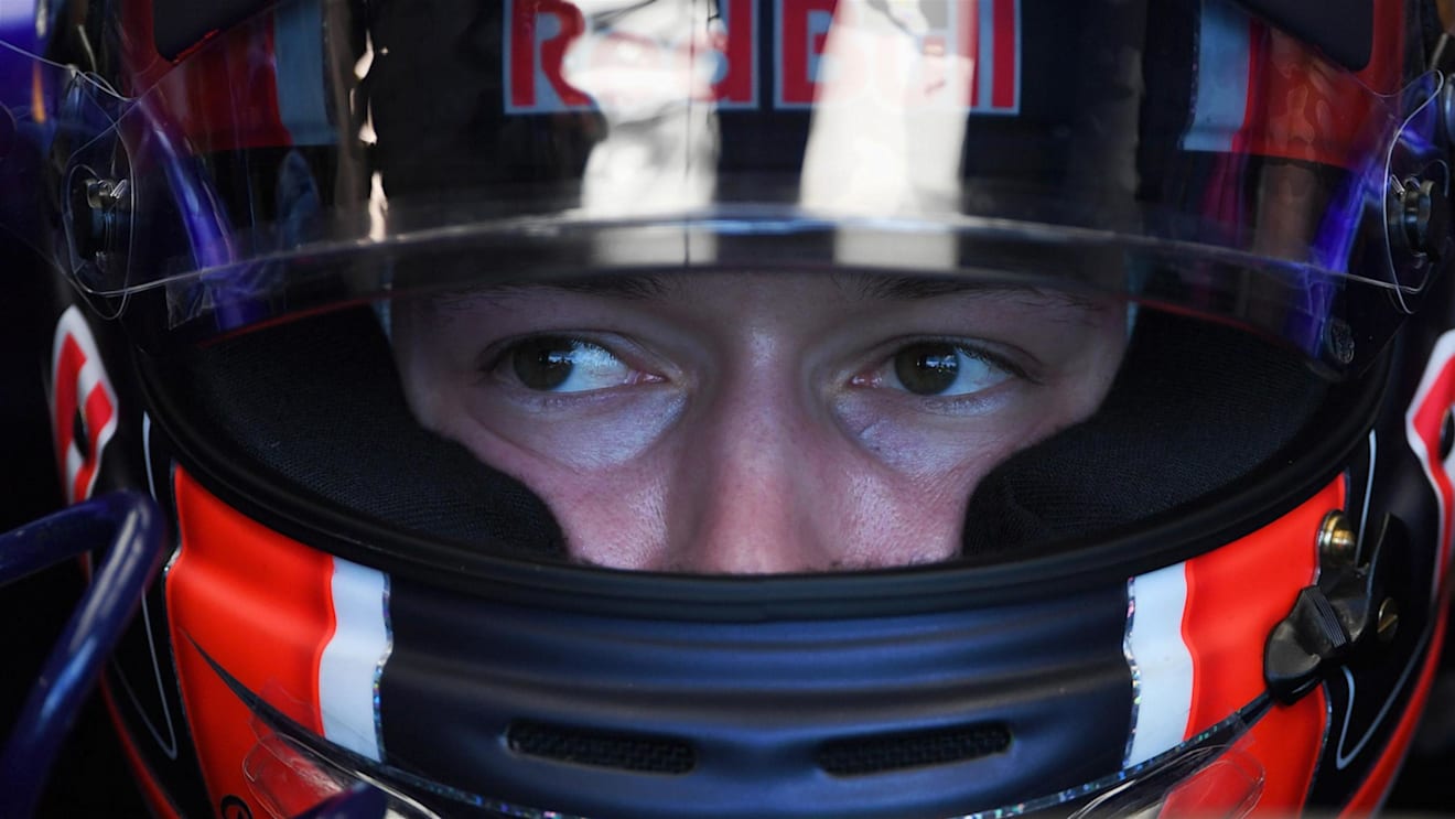 Daniil Kvyat (RUS) Scuderia Toro Rosso STR12 at Formula One World Championship, Rd1, Australian Grand Prix, Qualifying, Albert Park, Melbourne, Australia, Saturday 25 March 2017. © Sutton Motorsport Images