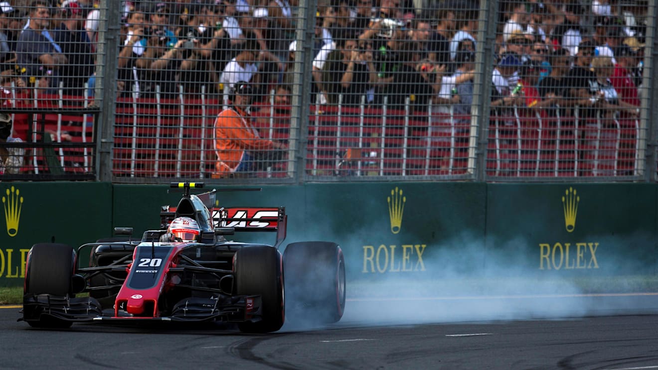 Kevin Magnussen (DEN) Haas VF-17 locks up at Formula One World Championship, Rd1, Australian Grand Prix, Qualifying, Albert Park, Melbourne, Australia, Saturday 25 March 2017. © Sutton Motorsport Images
