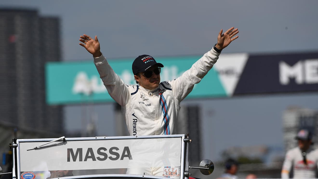 Felipe Massa (BRA) Williams on the drivers parade at Formula One World Championship, Rd1, Australian Grand Prix, Race, Albert Park, Melbourne, Australia, Sunday 26 March 2017. © Sutton Motorsport Images