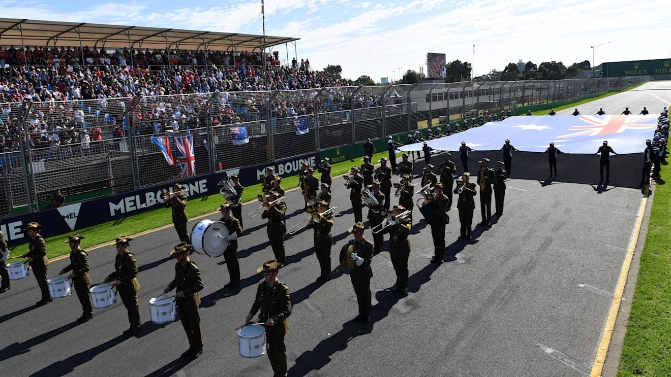 Band and giant Australian flag on the grid at Formula One World Championship, Rd1, Australian Grand Prix, Race, Albert Park, Melbourne, Australia, Sunday 26 March 2017. © Sutton Motorsport Images