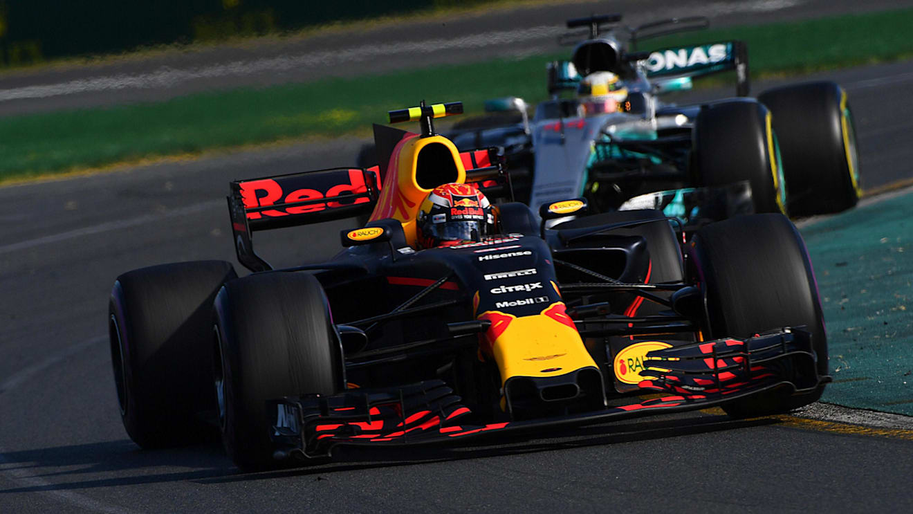 Max Verstappen (NED) Red Bull Racing RB13 leads Lewis Hamilton (GBR) Mercedes-Benz F1 W08 Hybrid at Formula One World Championship, Rd1, Australian Grand Prix, Race, Albert Park, Melbourne, Australia, Sunday 26 March 2017. © Sutton Motorsport Images