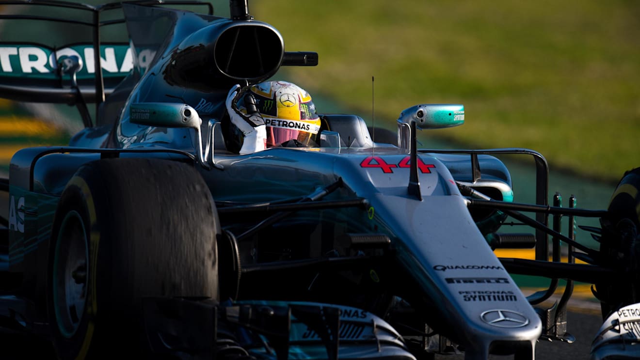 Lewis Hamilton (GBR) Mercedes-Benz F1 W08 Hybrid celebrates at the end of the race at Formula One World Championship, Rd1, Australian Grand Prix, Race, Albert Park, Melbourne, Australia, Sunday 26 March 2017. © Sutton Motorsport Images