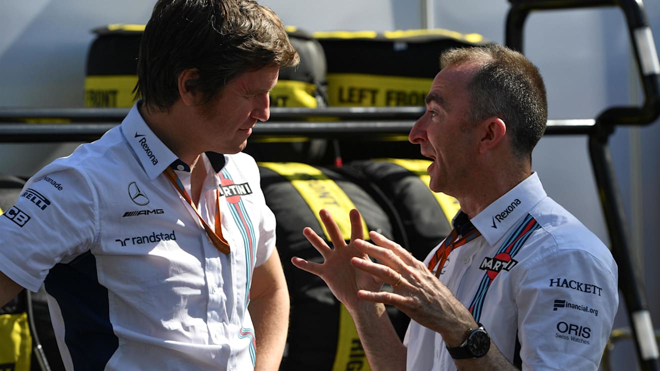 Rob Smedley (GBR) Williams Head of Vehicle Performance and Paddy Lowe (GBR) Williams Shareholder and Technical Director at F1 World Championship, Australian Grand Prix, Albert Park, Melbourne, Australia, Sunday 26 March 2017. ©Sutton Motorsport Images