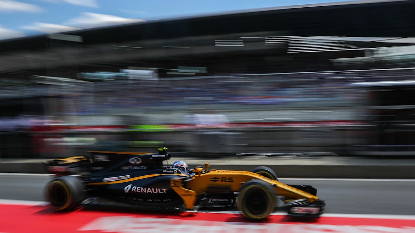 Jolyon Palmer (GBR) Renault Sport F1 Team RS17 at Formula One World Championship, Rd9, Austrian Grand Prix, Practice, Spielberg, Austria, Friday 7 July 2017. © Sutton Images