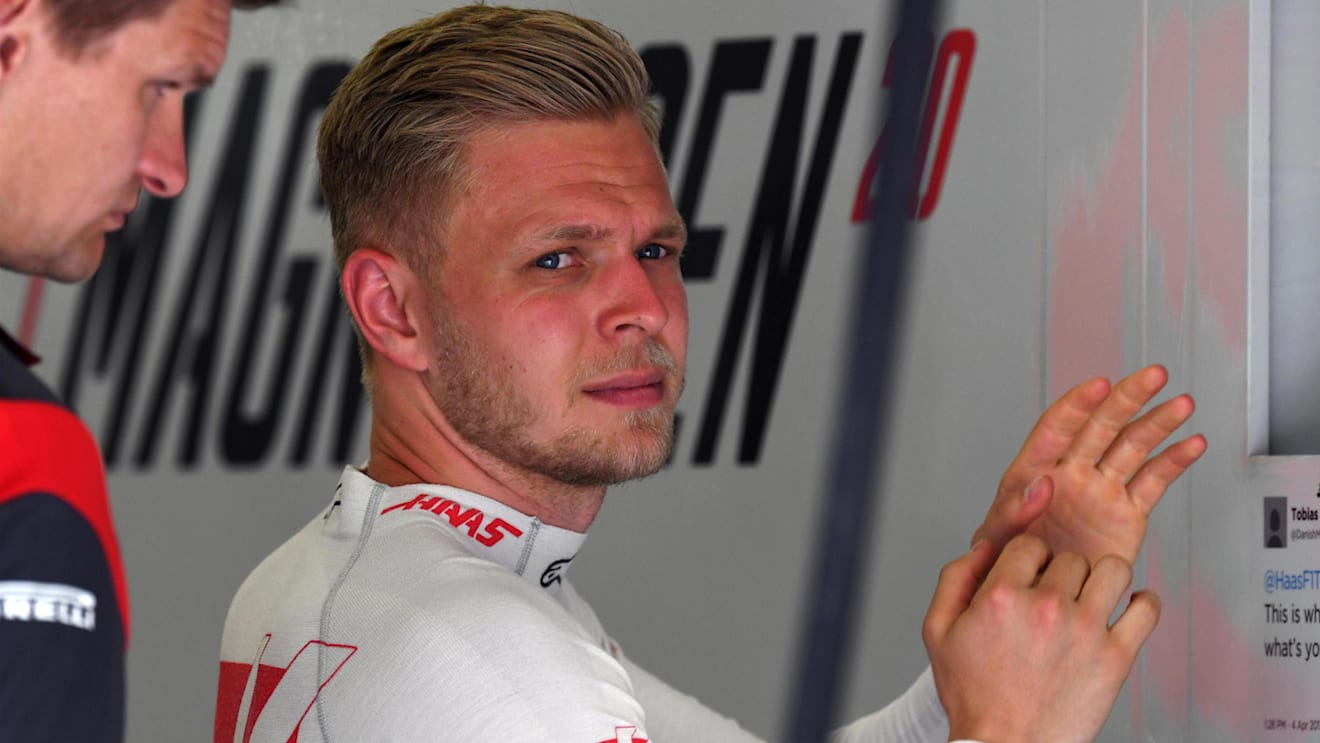 Kevin Magnussen (DEN) Haas F1 at Formula One World Championship, Rd3, Bahrain Grand Prix Qualifying, Bahrain International Circuit, Sakhir, Bahrain, Saturday 15 April 2017. © Sutton Motorsport Images