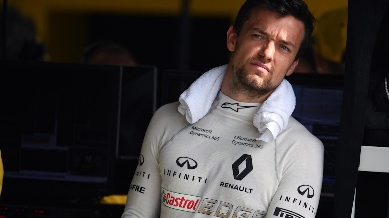 Jolyon Palmer (GBR) Renault Sport F1 Team at Formula One World Championship, Rd3, Bahrain Grand Prix Qualifying, Bahrain International Circuit, Sakhir, Bahrain, Saturday 15 April 2017. © Sutton Motorsport Images