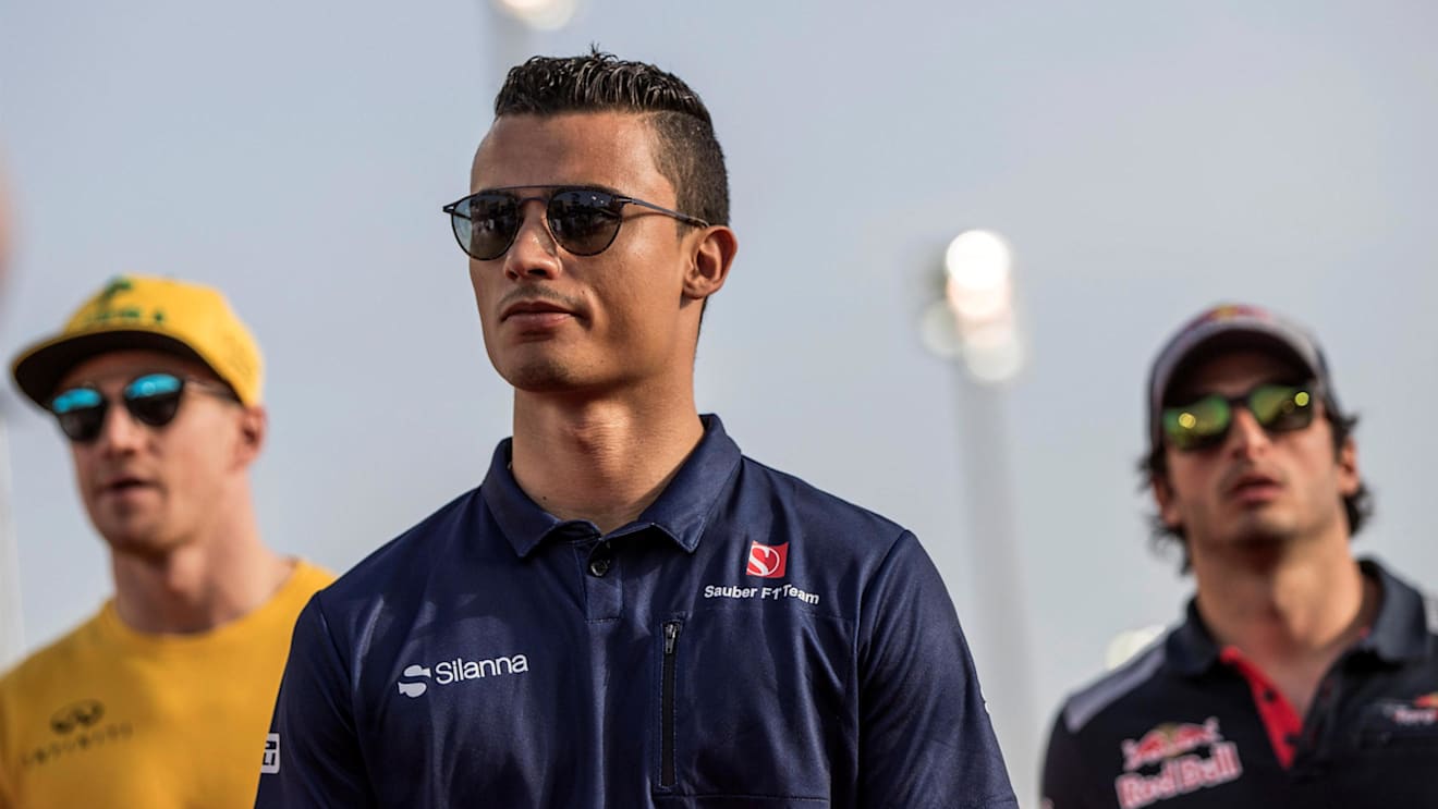 Pascal Wehrlein (GER) Sauber on the drivers parade at Formula One World Championship, Rd3, Bahrain Grand Prix Race, Bahrain International Circuit, Sakhir, Bahrain, Sunday 16 April 2017. © Sutton Motorsport Images