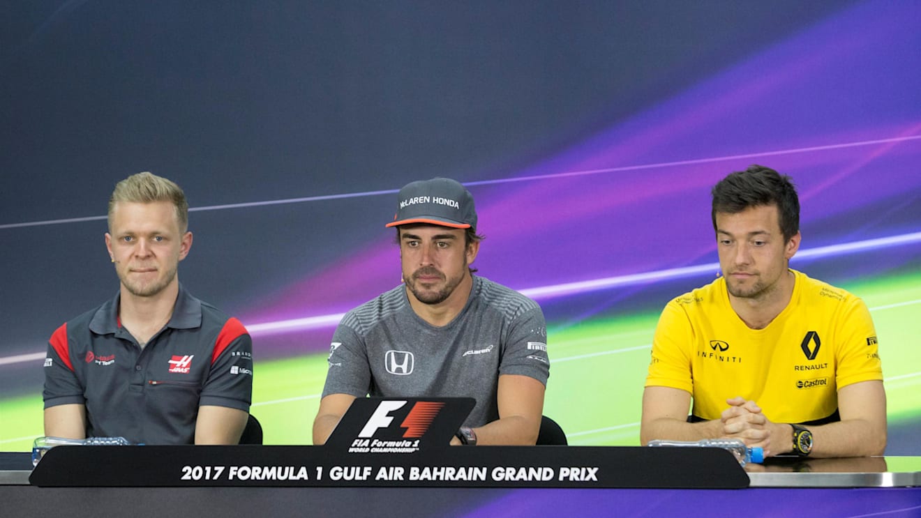 Magnussen Haas F1, Alonso McLaren and Palmer Renault Sport F1 Team in the Press Conference at F1 World Championship, Rd3, Bahrain Grand Prix Preparations, Bahrain International Circuit, Sakhir, Bahrain, Thursday 13 April 2017. © Sutton Motorsport Images