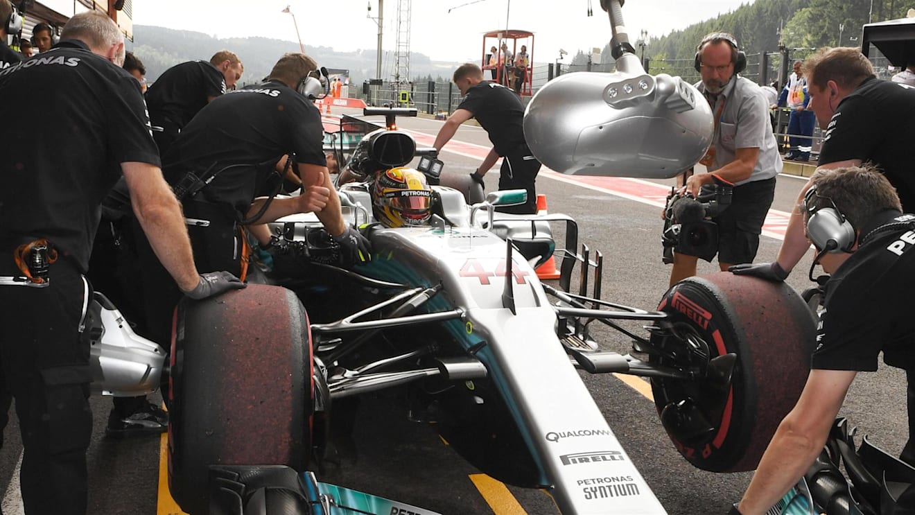 Lewis Hamilton (GBR) Mercedes-Benz F1 W08 Hybrid at Formula One World Championship, Rd12, Belgian Grand Prix, Qualifying, Spa Francorchamps, Belgium, Saturday 26 August 2017. © Sutton Images