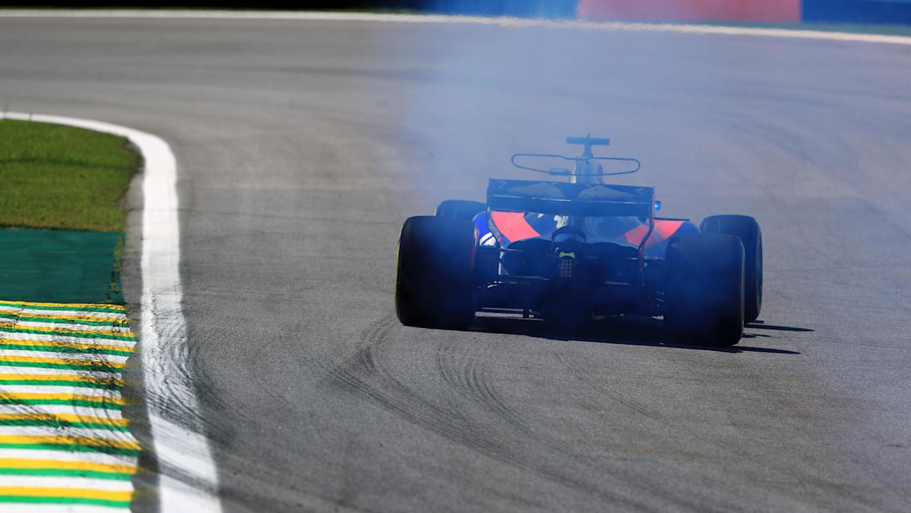 Brendon Hartley (NZL) Scuderia Toro Rosso STR12 with engine failure at Formula One World Championship, Rd19, Brazilian Grand Prix, Practice, Interlagos, Sao Paulo, Brazil, Friday 10 November 2017. © Kym Illman/Sutton Images