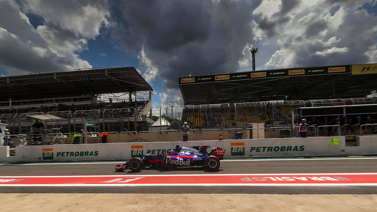 Brendon Hartley (NZL) Scuderia Toro Rosso STR12 at Formula One World Championship, Rd19, Brazilian Grand Prix, Practice, Interlagos, Sao Paulo, Brazil, Friday 10 November 2017. © Kym Illman/Sutton Images