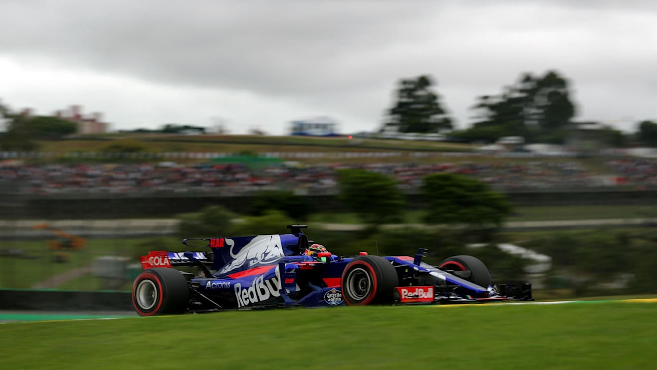 Brendon Hartley (NZL) Scuderia Toro Rosso STR12 at Formula One World Championship, Rd19, Brazilian Grand Prix, Qualifying, Interlagos, Sao Paulo, Brazil, Saturday 11 November 2017. © Kym Illman/Sutton Images