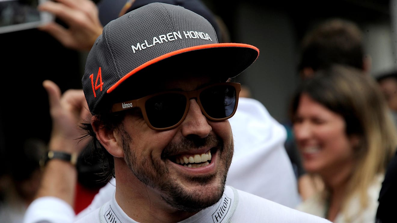Fernando Alonso (ESP) McLaren at Formula One World Championship, Rd19, Brazilian Grand Prix, Qualifying, Interlagos, Sao Paulo, Brazil, Saturday 11 November 2017. © Rubio/Sutton Images