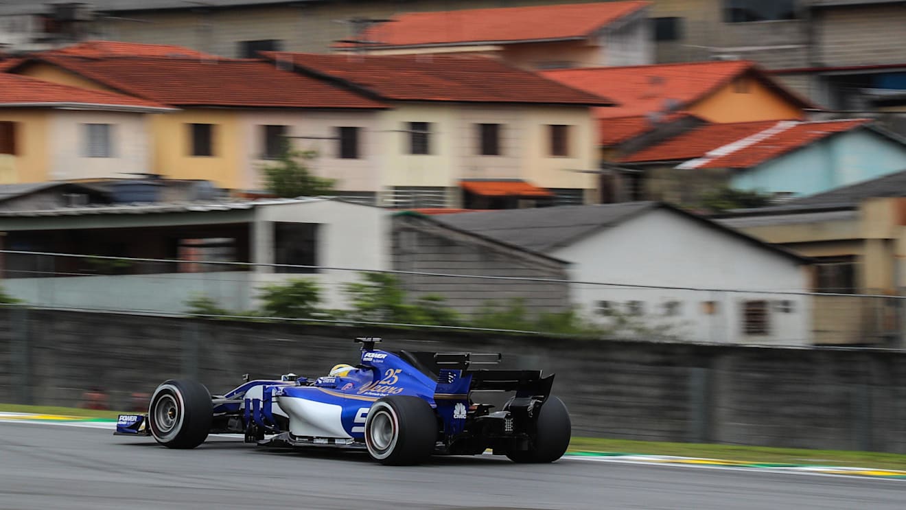 Marcus Ericsson (SWE) Sauber C36 at Formula One World Championship, Rd19, Brazilian Grand Prix, Qualifying, Interlagos, Sao Paulo, Brazil, Saturday 11 November 2017. © Kym Illman/Sutton Images