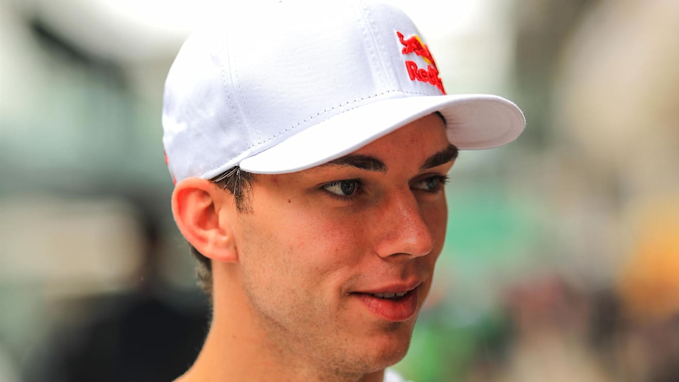 Pierre Gasly (FRA) Scuderia Toro Rosso at Formula One World Championship, Rd19, Brazilian Grand Prix, Preparations, Interlagos, Sao Paulo, Brazil, Thursday 9 November 2017. © Kym Illman/Sutton Images