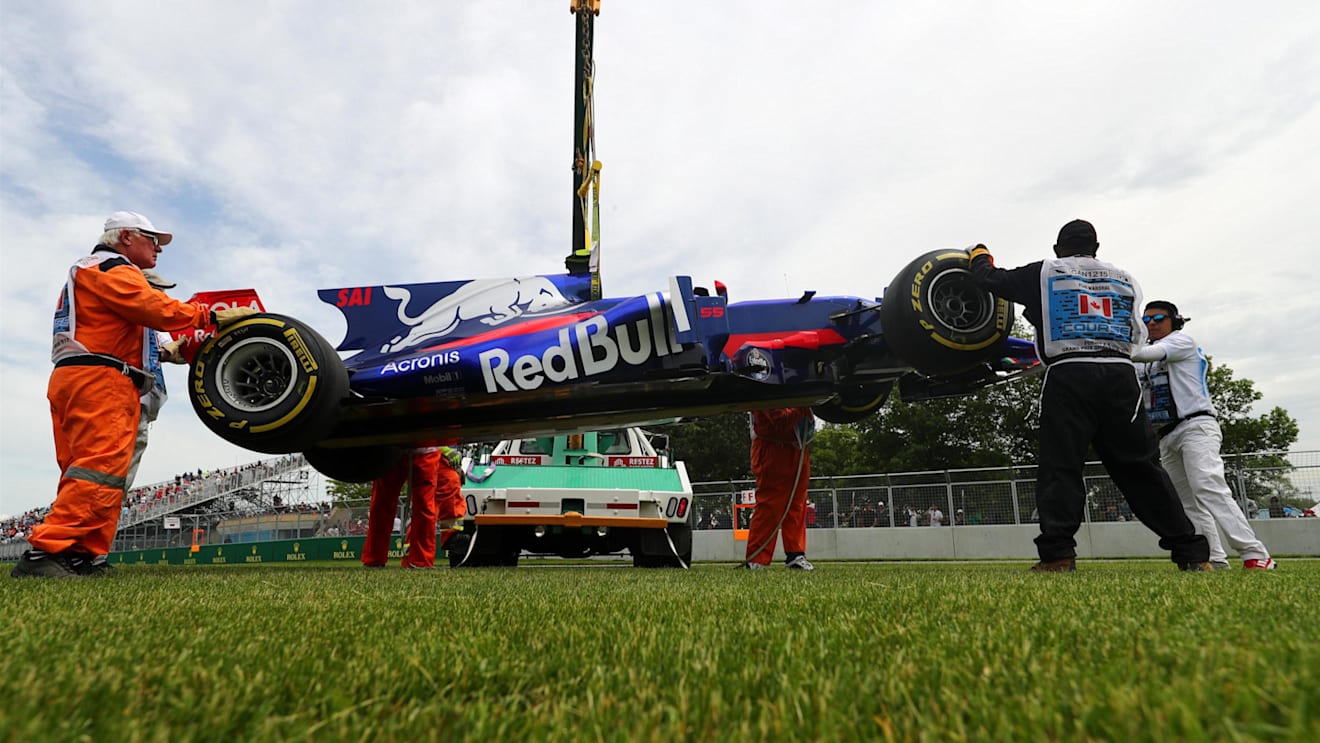 The car of Carlos Sainz jr (ESP) Scuderia Toro Rosso STR12 is recovered after FP1 at Formula One World Championship, Rd7, Canadian Grand Prix, Practice, Montreal, Canada, Friday 9 June 2017. © Sutton Images