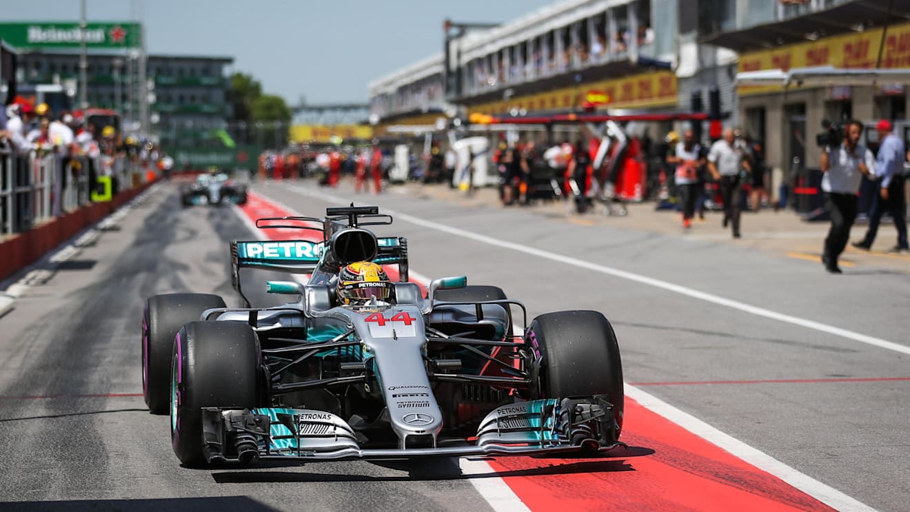 Pole sitter Lewis Hamilton (GBR) Mercedes-Benz F1 W08 Hybrid arrives in parc ferme at Formula One World Championship, Rd7, Canadian Grand Prix, Qualifying, Montreal, Canada, Saturday 10 June 2017. © Sutton Motorsport Images