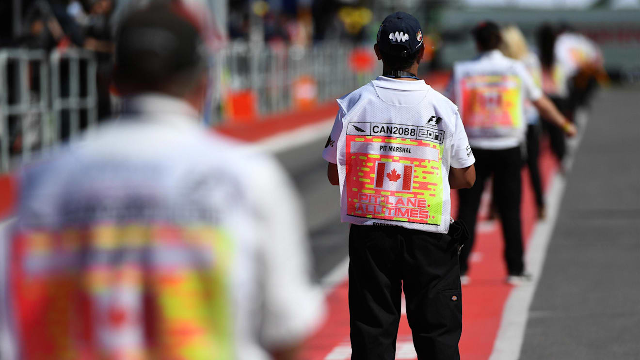 Marshals at Formula One World Championship, Rd7, Canadian Grand Prix, Qualifying, Montreal, Canada, Saturday 10 June 2017. © Sutton Motorsport Images