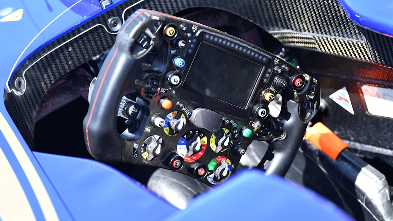 Sauber C36 steering wheel at Formula One World Championship, Rd7, Canadian Grand Prix, Preparations, Montreal, Canada, Thursday 8 June 2017. © Sutton Motorsport Images