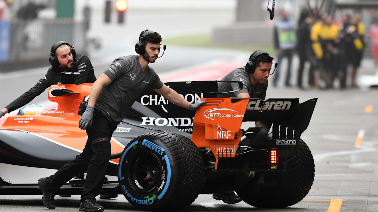 Fernando Alonso (ESP) McLaren MCL32 at Formula One World Championship, Rd2, Chinese Grand Prix, Practice, Shanghai, China, Friday 7 April 2017. © Sutton Motorsport Images