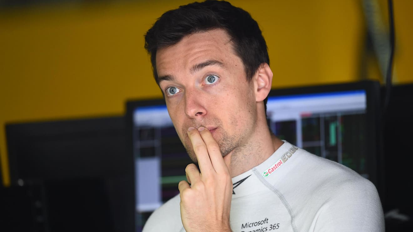 Jolyon Palmer (GBR) Renault Sport F1 Team at Formula One World Championship, Rd2, Chinese Grand Prix, Practice, Shanghai, China, Friday 7 April 2017. © Sutton Motorsport Images
