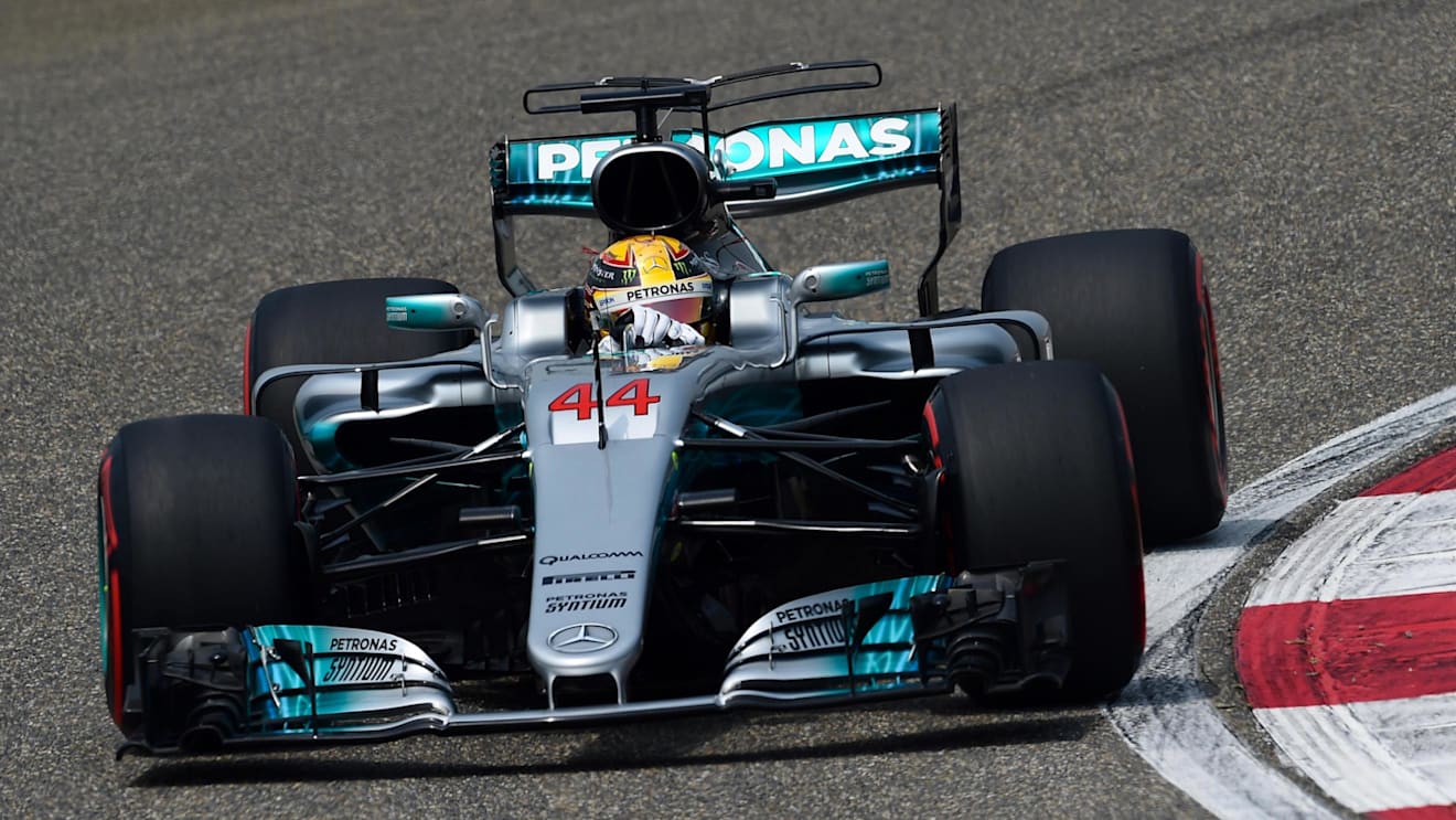Lewis Hamilton (GBR) Mercedes-Benz F1 W08 Hybrid at Formula One World Championship, Rd2, Chinese Grand Prix, Qualifying, Shanghai, China, Saturday 8 April 2017. © Sutton Motorsport Images